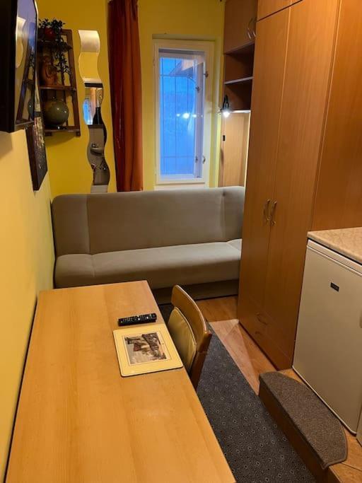 Tiny Private Apartment In Central Buda. بودابست المظهر الخارجي الصورة