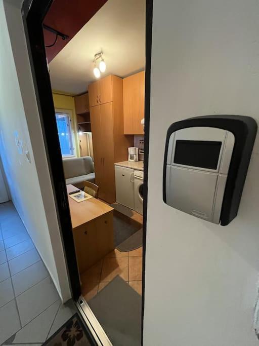 Tiny Private Apartment In Central Buda. بودابست المظهر الخارجي الصورة